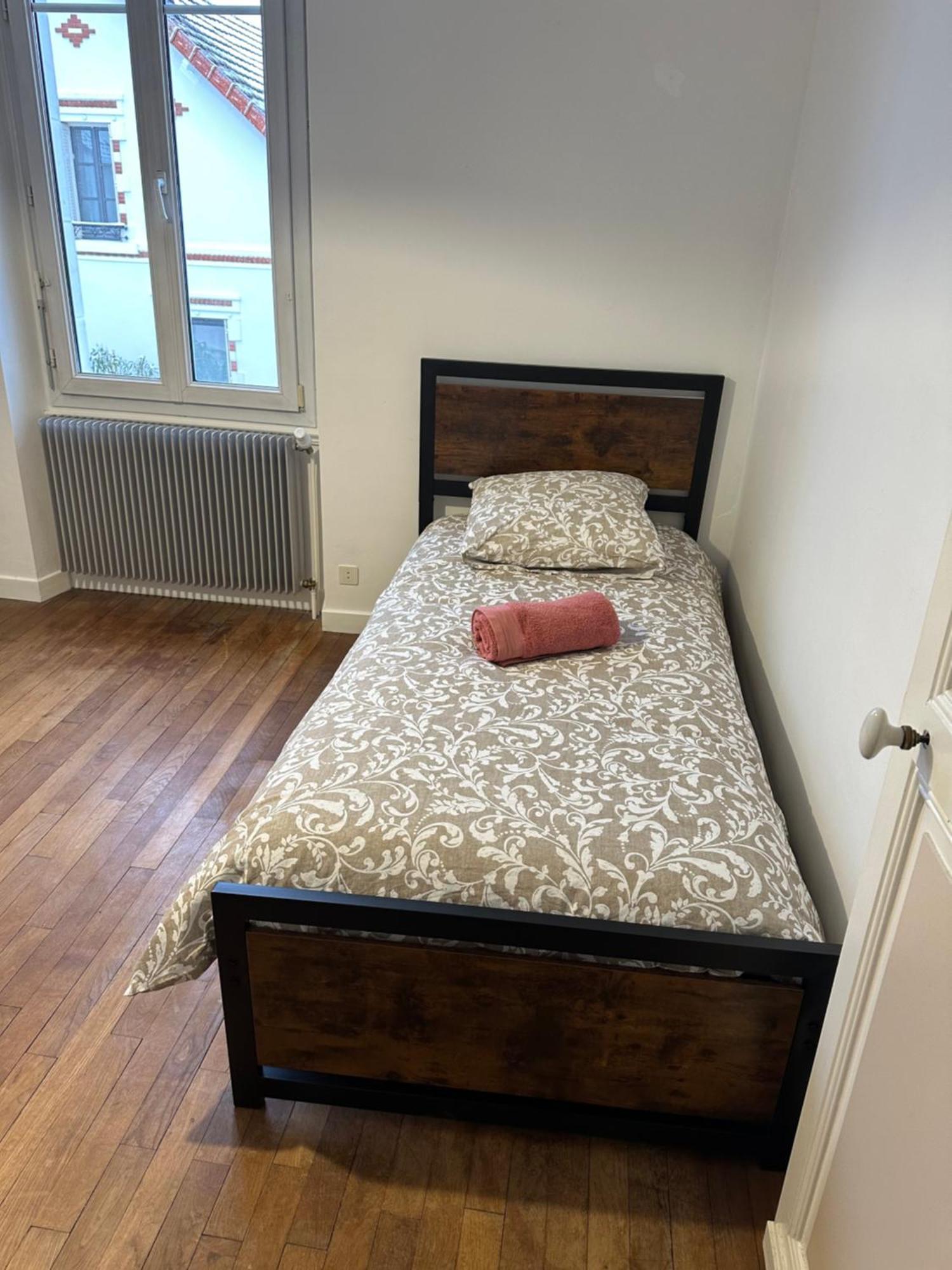 Maison Nombreux Couchages, 13 Lits, 3 Sdb, Exterieur Bourges Dış mekan fotoğraf